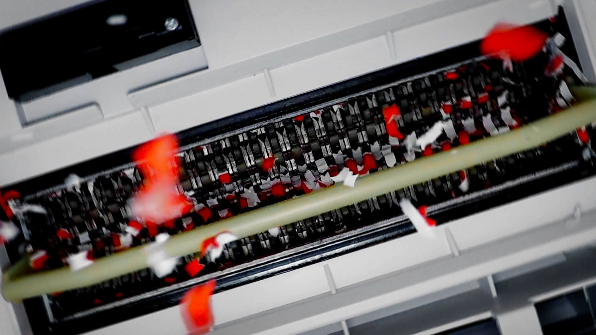 251219_Shredcat_8291_OhneTypo.00_00_08_07.Standbild003