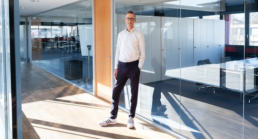 Wullings_Michael_7145_1300x700px