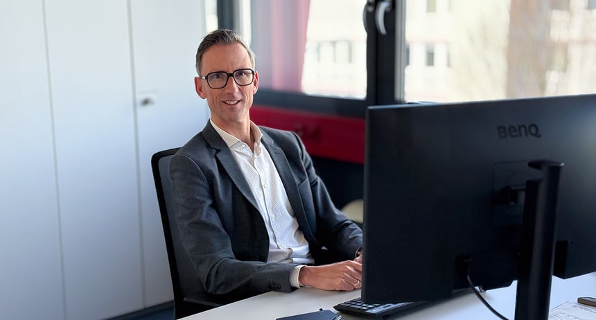 Wullings_Michael_E9098_1300x700px