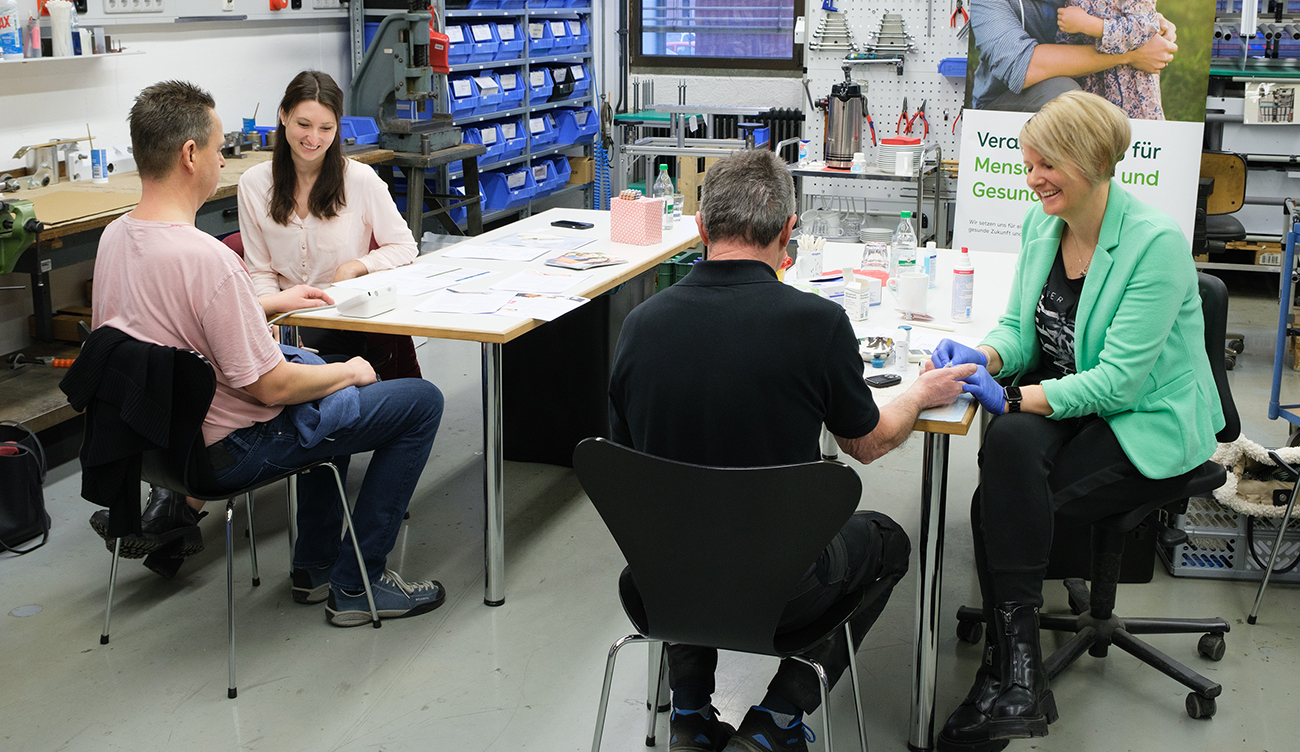 Am 01.02.2024 fand bei Krug + Priester in Zusammenarbeit mit unserer Betriebsärztin Frau Dr. Hertkorn und der AOK unser erster K+P-Gesundheitstag statt.