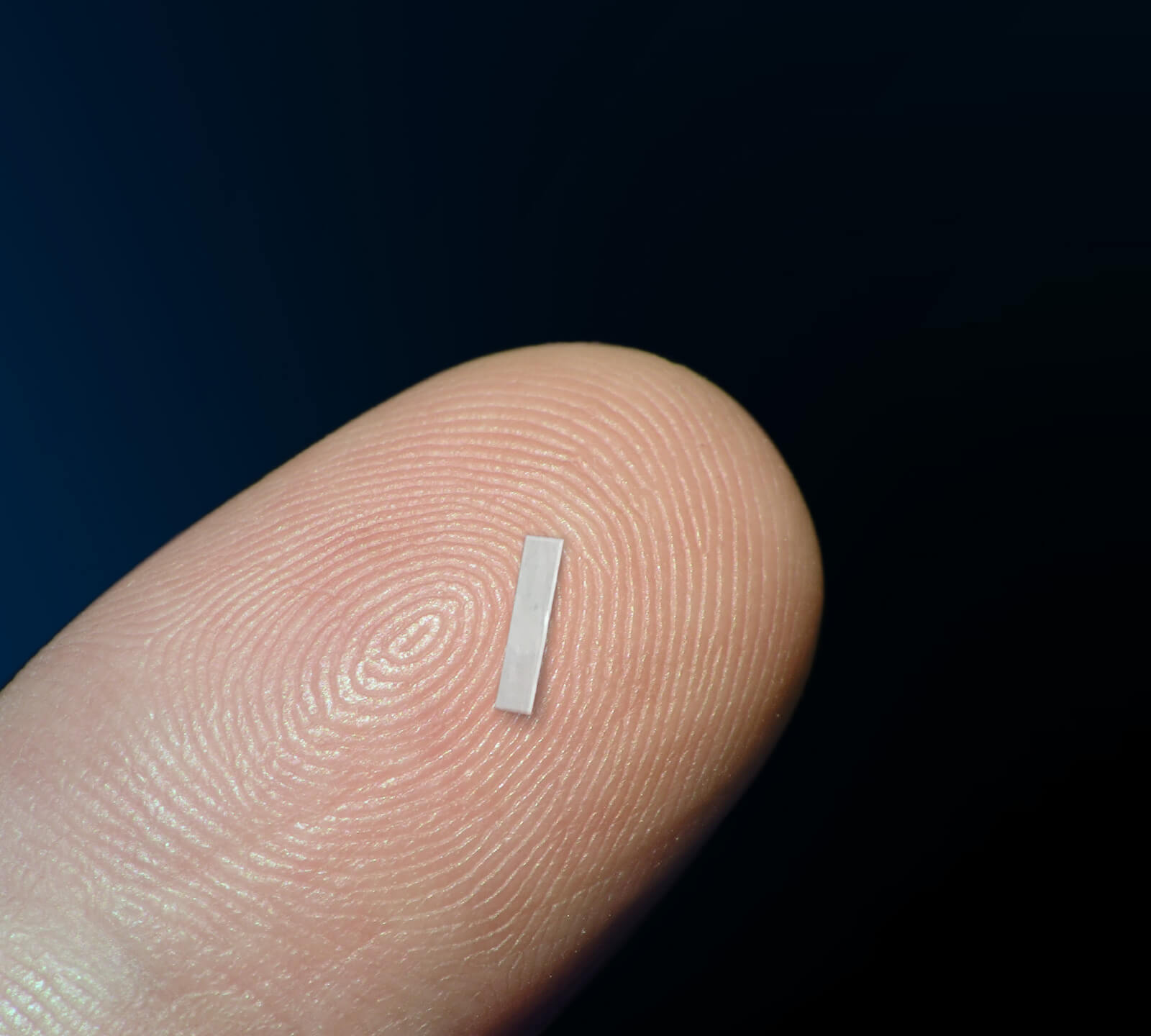 ideal-aktenvernichter-high-security-schnipsel-finger-p7